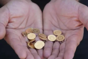 altin fiyatlarinda dusus devam ediyor