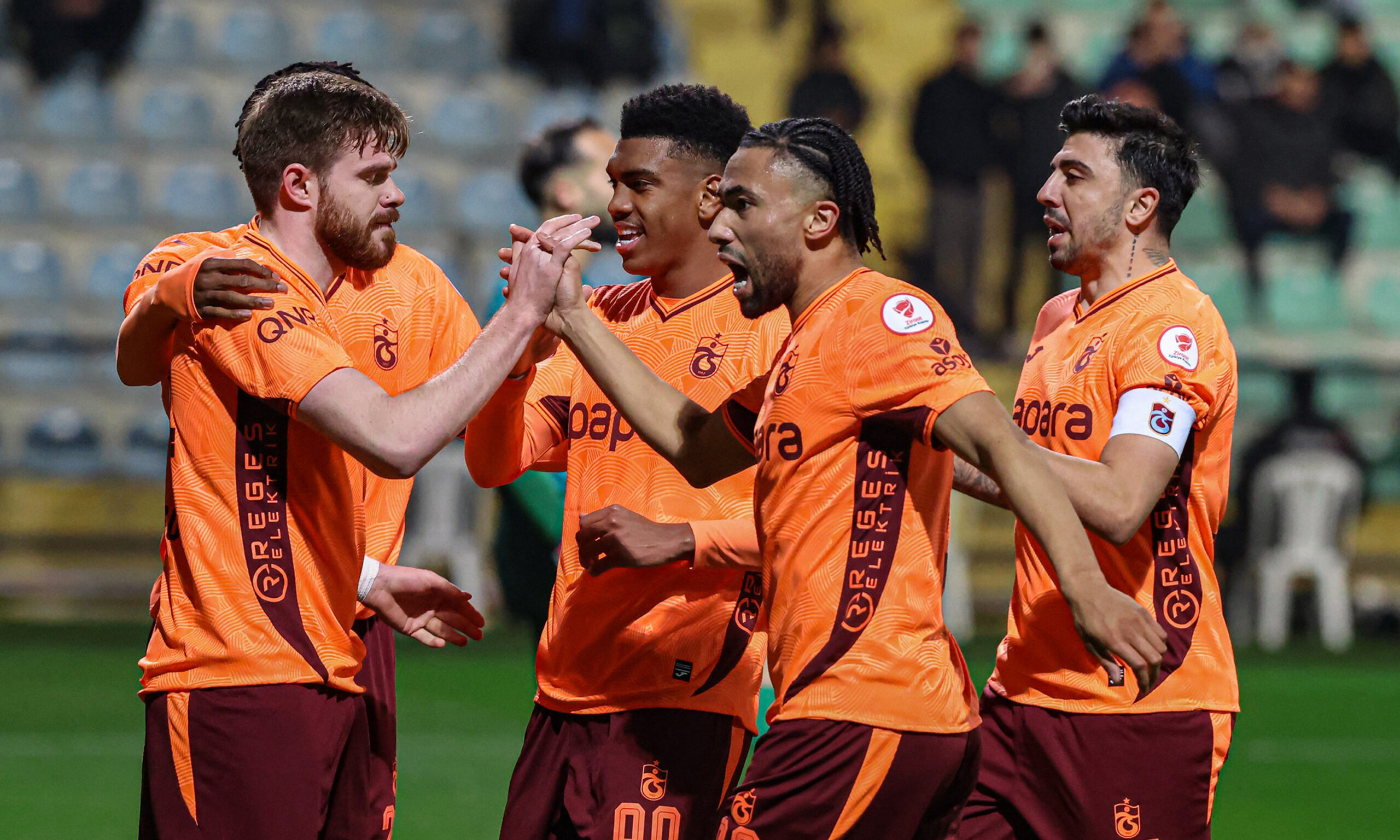 Kocaelispor İle Trabzonspor’un Kritik Süper Lig Mücadelesi Başladı