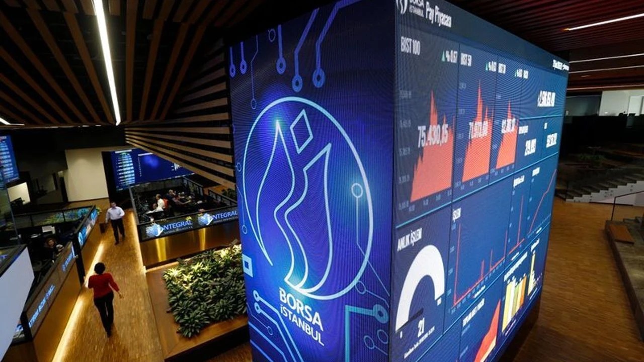 Bi̇st 100’de Gün Ortası Değer Kaybı: Piyasalarda Belirsizlik Hüküm Sürüyor