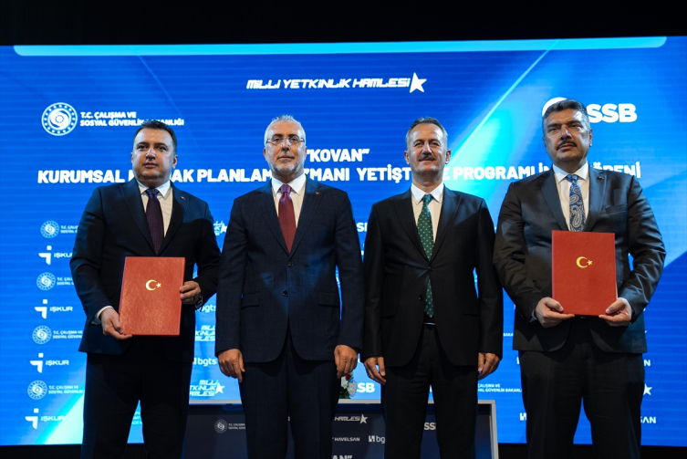 Milli yazılım KOVAN için nitelikli insan kaynağı yetiştirilecek
