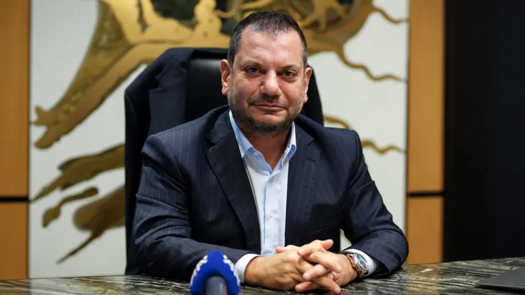 Başkan Doğan’dan hakem tepkisi: Pozisyonunuzu değiştirin! Başkan Doğan'dan hakem tepkisi: Pozisyonunuzu değiştirin!