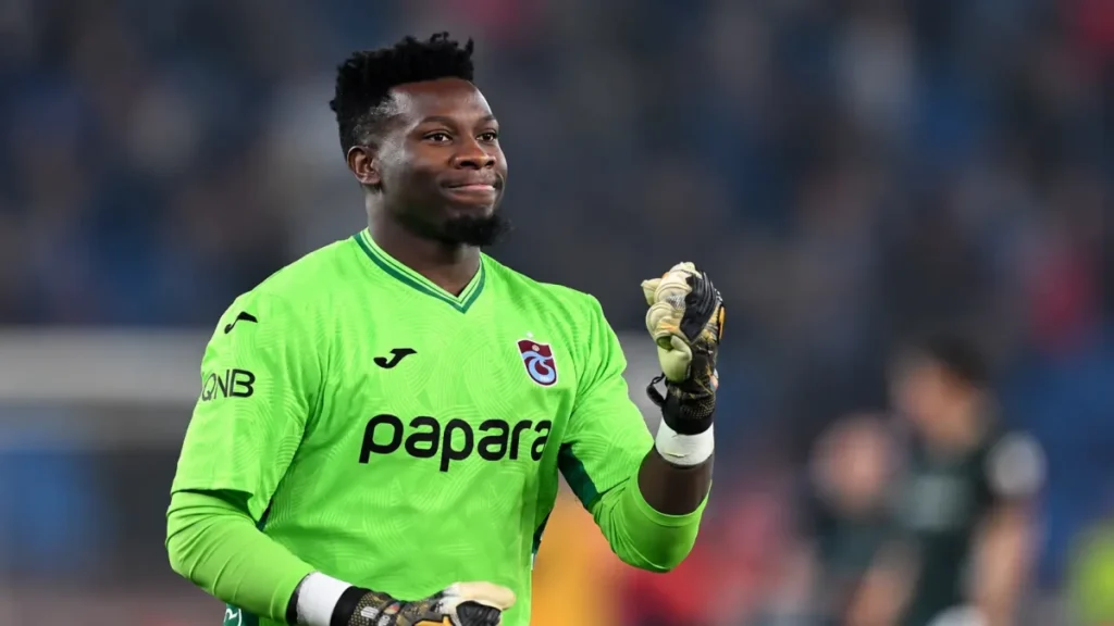 Andre Onana Süper Lig’de ezdi geçti! Uğurcan Çakır'a Zirveden baktı