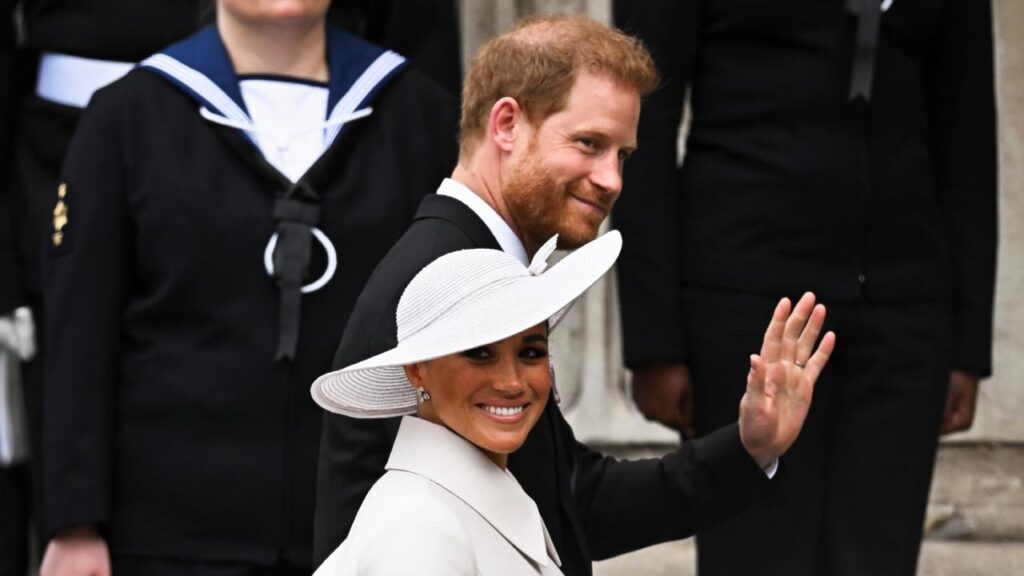 Kraliyetten Harry ve Meghan’a resmi sınır: Sade vatandaş muamelesi görecekler