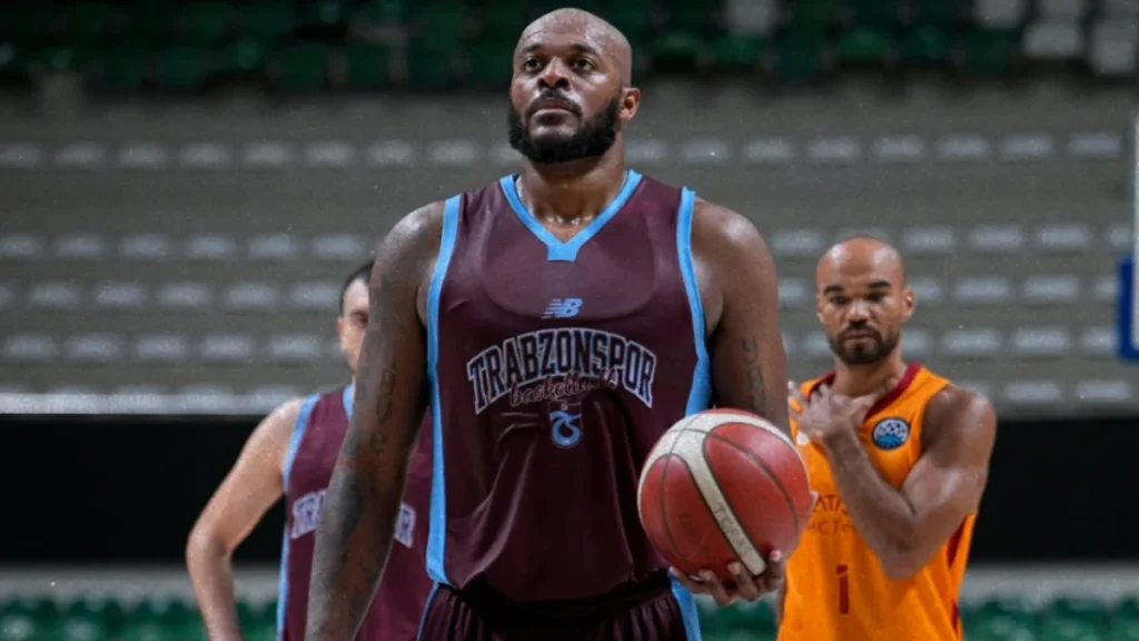 Trabzonspor Basketbol, Galatasaray karşısında kaybetti Trabzonspor Basketbol, Galatasaray karşısında kaybetti
