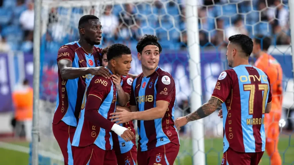 Trabzonspor Galatasaray karşısında 13 yıllık serinin peşinde!