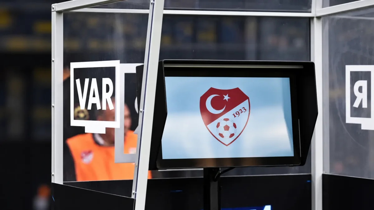 Trabzonspor - Gençlerbirliği maçında VAR hakemi belli oldu