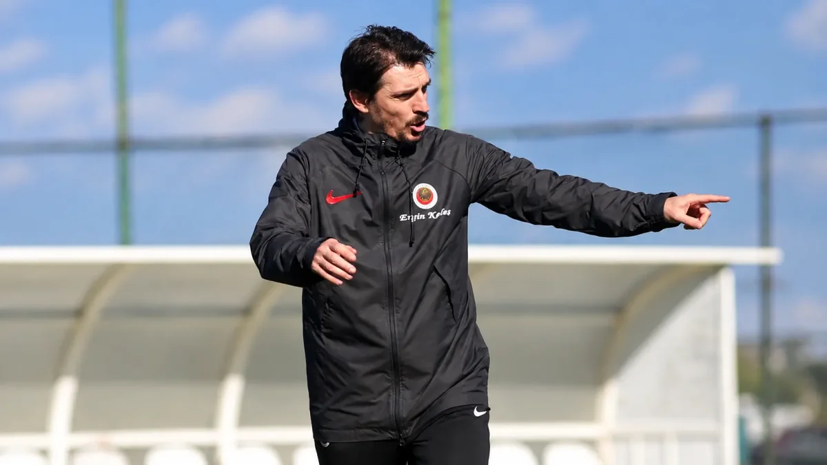 trabzonspor-icin-gorevinden-ayrildi-ergin-keles-geri-donuyor-1