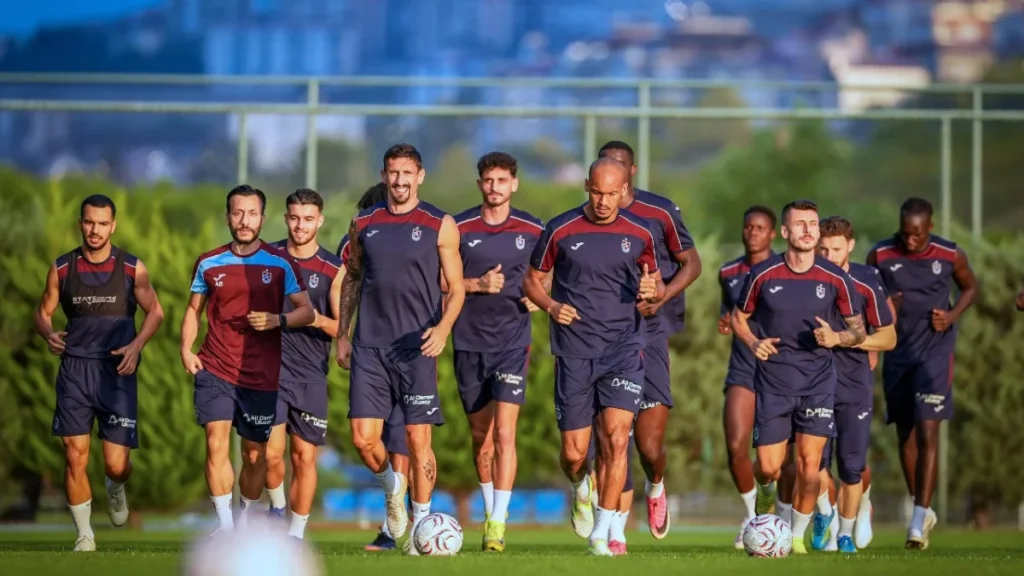 Trabzonspor Papara Park’taki Gençlerbirliği maçına hazırlanıyor Trabzonspor Papara Park'taki Gençlerbirliği maçına hazırlanıyor