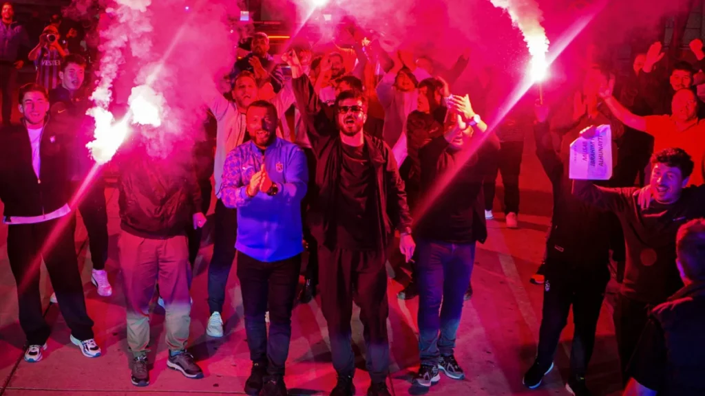 Trabzonspor’un Drogheda United maçında tribünlere özel çağrı