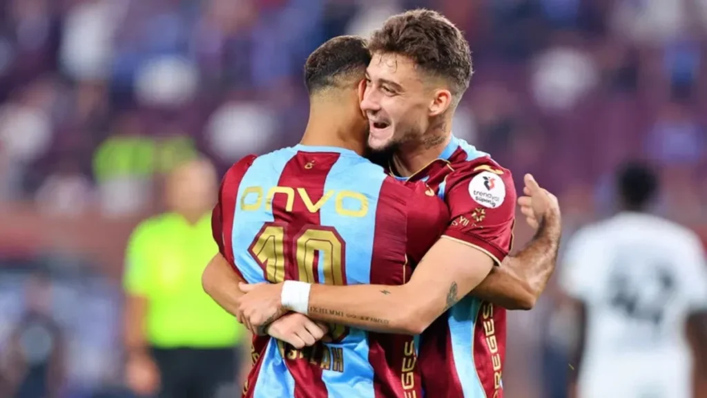 Trabzonspor ‘un yıldızı liderliği elinde tutuyor! Salah’ı bile gecti Trabzonspor 'un yıldızı liderliği elinde tutuyor! Salah'ı bile gecti