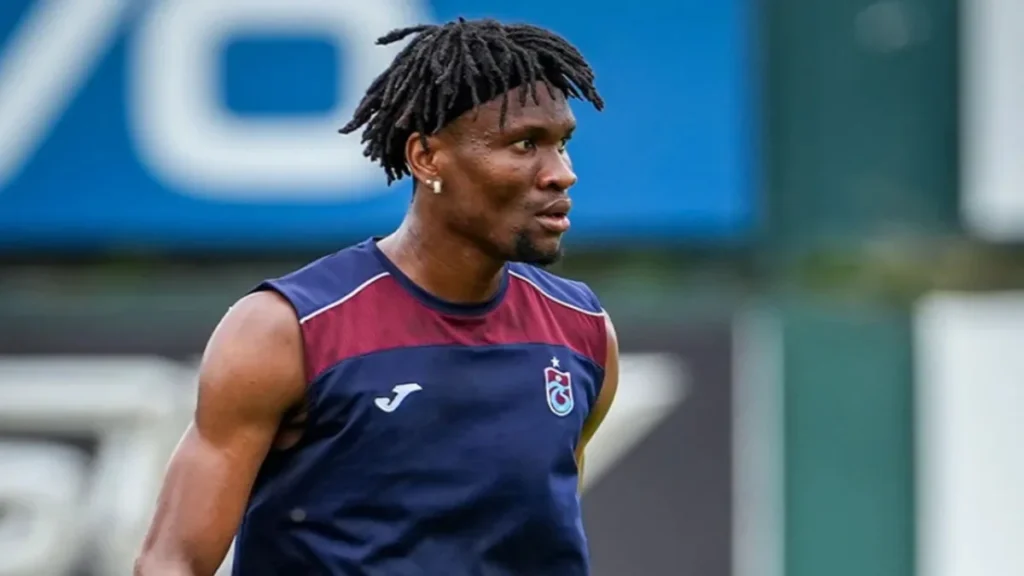 Trabzonspor’da derbi öncesi kritik tehlike: Nwaiwu cezanın eşiğinde Trabzonspor’da derbi öncesi kritik tehlike: Nwaiwu cezanın eşiğinde