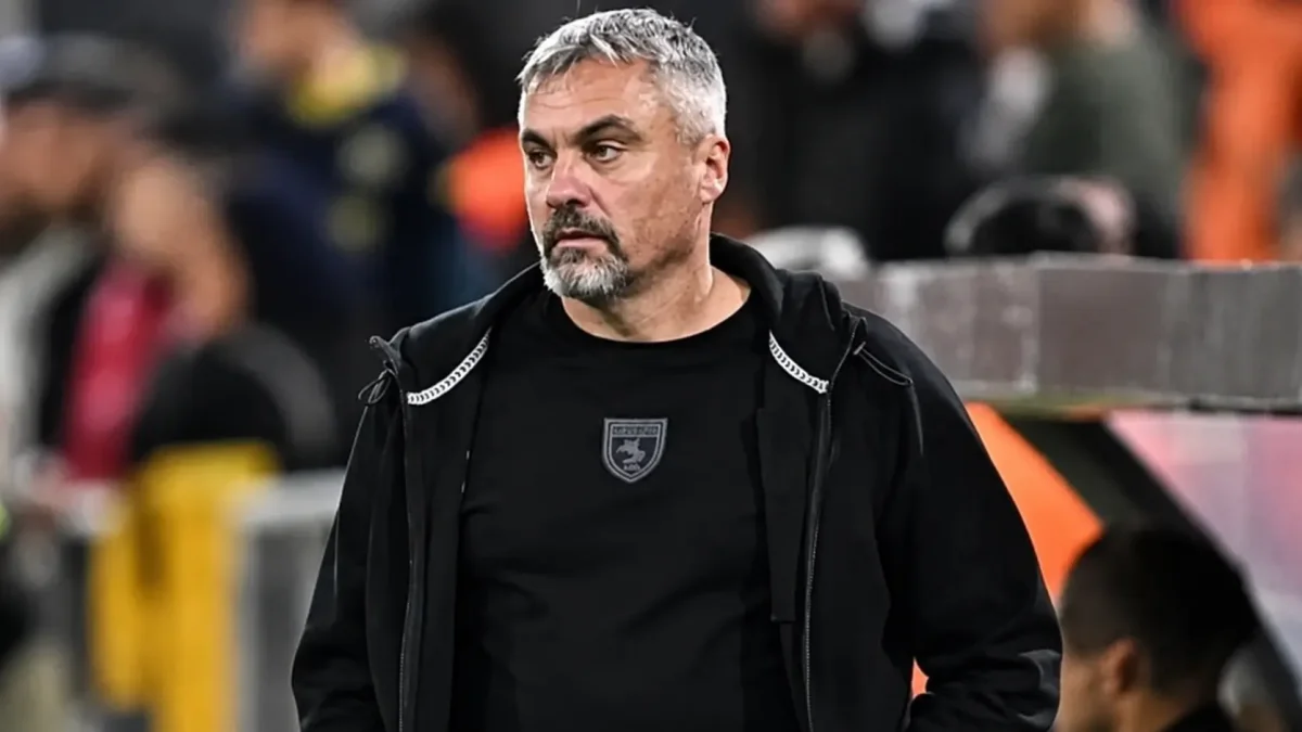 trabzonsporda-hoca-arayisi-suruyor-thomas-reis-gundemde-1