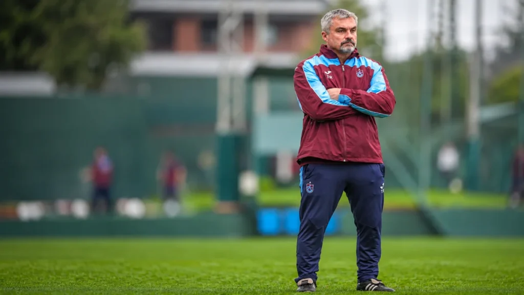 Trabzonspor’da orta saha için kritik karar! Gözler Thomas Reis’te Trabzonspor’da orta saha için kritik karar! Gözler Thomas Reis’te