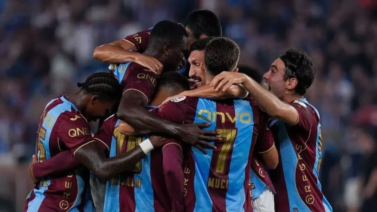 trabzonsporun-uefa-kadrosunun-yas-ortalamasi-belli-oldu-1