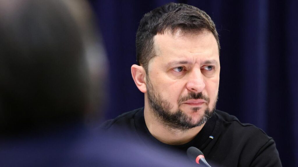 Zelenski, Rusya’nın Kiev’e saldırısında 2 kişinin öldüğünü duyurdu