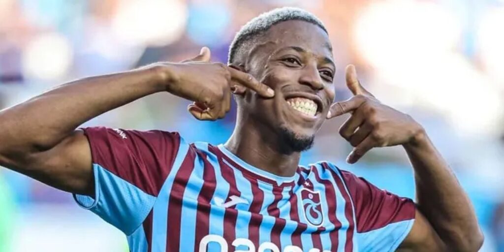 Trabzonspor’da o futbolcu beğeni topluyor Trabzonspor'da o futbolcu beğeni topluyor