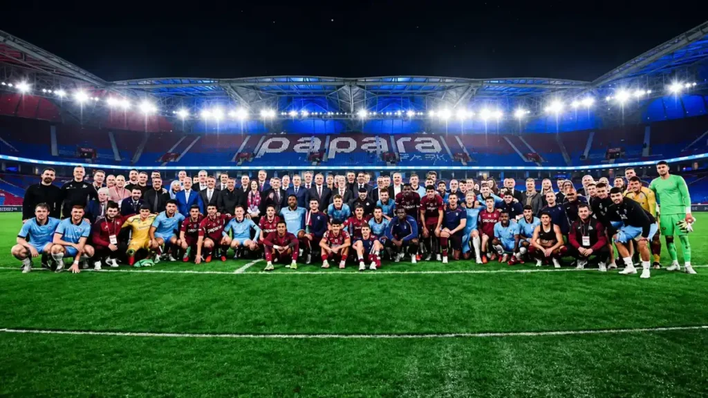 Drogheda United’dan bordo-mavili mesaj! “Tekrar görüşmek dileğiyle” Drogheda United’dan bordo-mavili mesaj! “Tekrar görüşmek dileğiyle”