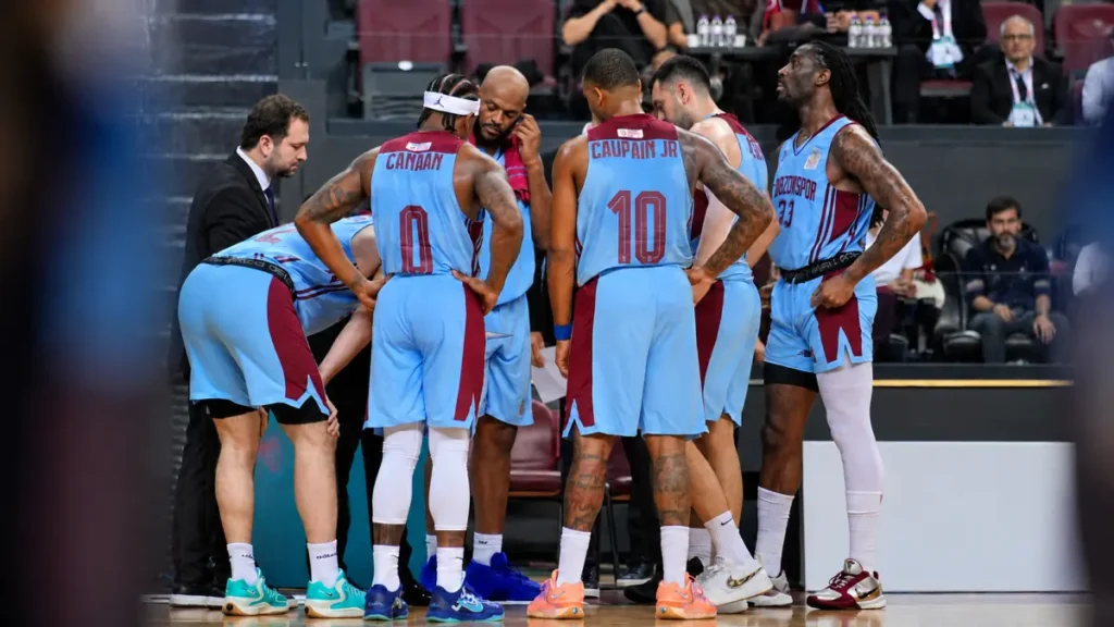 Trabzonspor Basketbol’da 17 sayılık üstünlük yetmedi! Erokspor’a mağlup oldu Trabzonspor Basketbol'da 17 sayılık üstünlük yetmedi! Erokspor'a mağlup oldu
