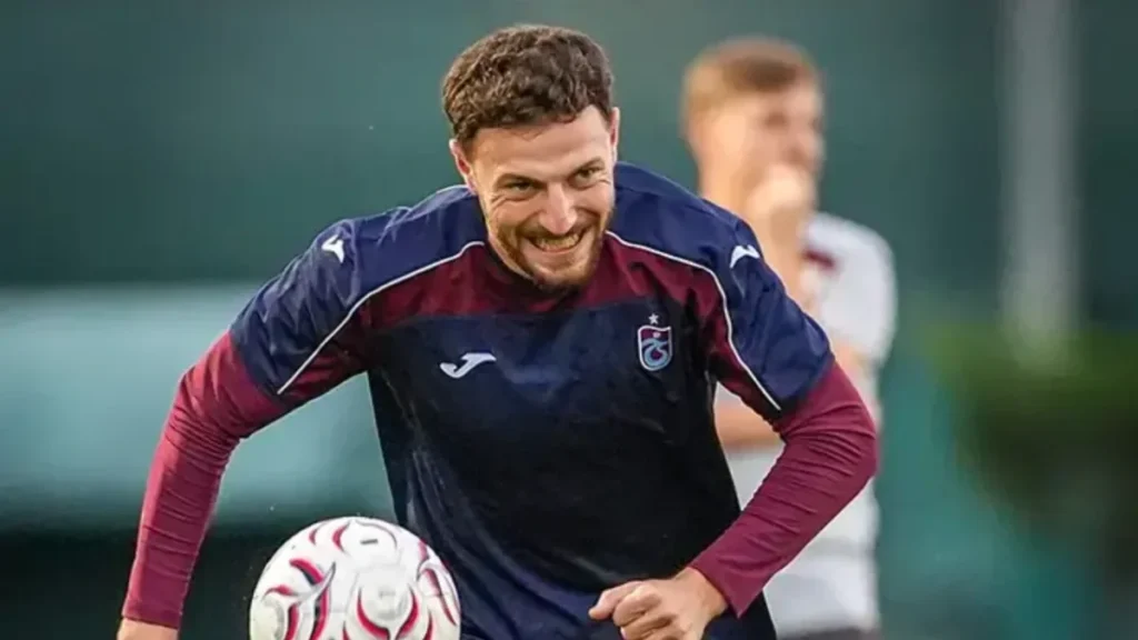 Trabzonspor’da planları değiştiren sakatlık! Yerine kim oynayacak Trabzonspor’da planları değiştiren sakatlık! Yerine kim oynayacak