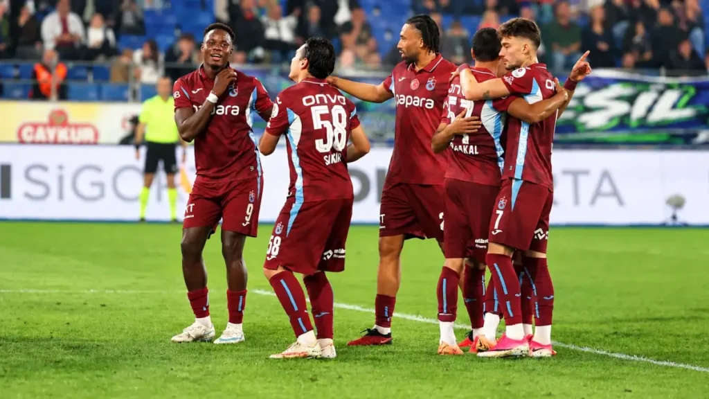 Trabzonspor'dan tarihi geri dönüş! Rize'de rekorlar kırıldı