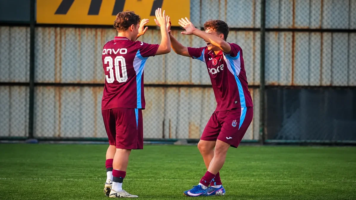 Trabzonspor U19 Takımı, Çaykur Rizespor deplasmanında 3 golle kazandı!