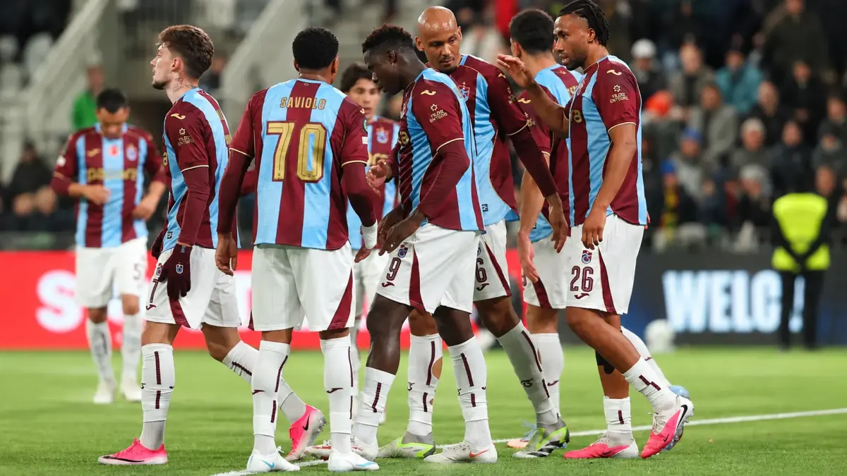 Trabzonspor'un Avrupa'daki rakibi Hearts'a tarihi hezimet! Darmadağın oldular