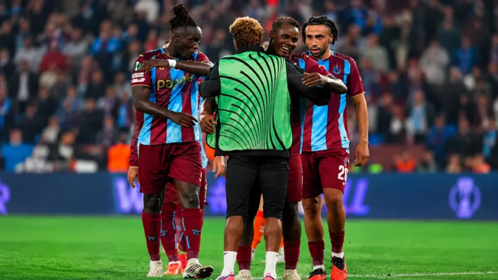 Trabzonspor'un dört rakibinden hiçbiri kazanamadı! Avantaj büyüyor
