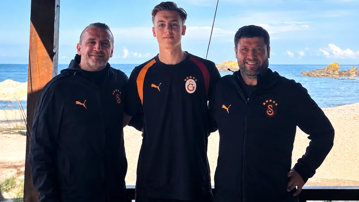 Trabzonspor'un genç futbolcusu Galatasaray'a gitti! Transfer resmileşti