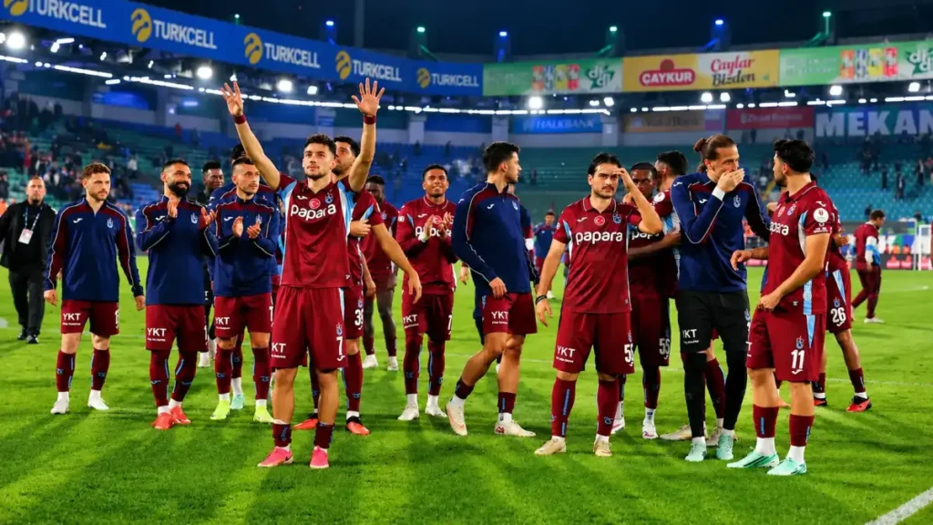 Trabzonspor'un tarihi geri dönüşünün sırrı! Son 15 dakikada büyük fark
