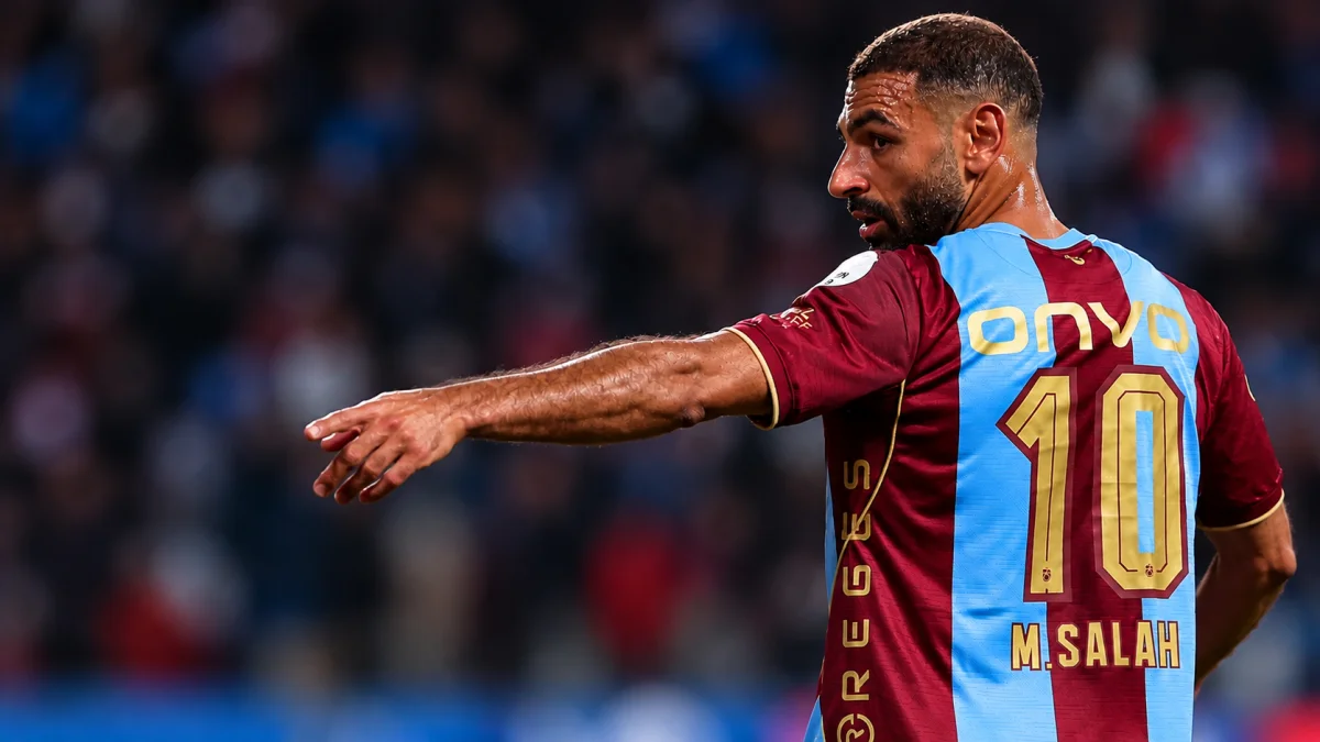 trabzonspor-un-yildizi-salah-in-bilinmeyen-tutkusu-her-gun-oynuyor-106ad49618d3dc7-1 Trabzonspor'un yıldızı Salah'ın bilinmeyen tutkusu! Her gün oynuyor